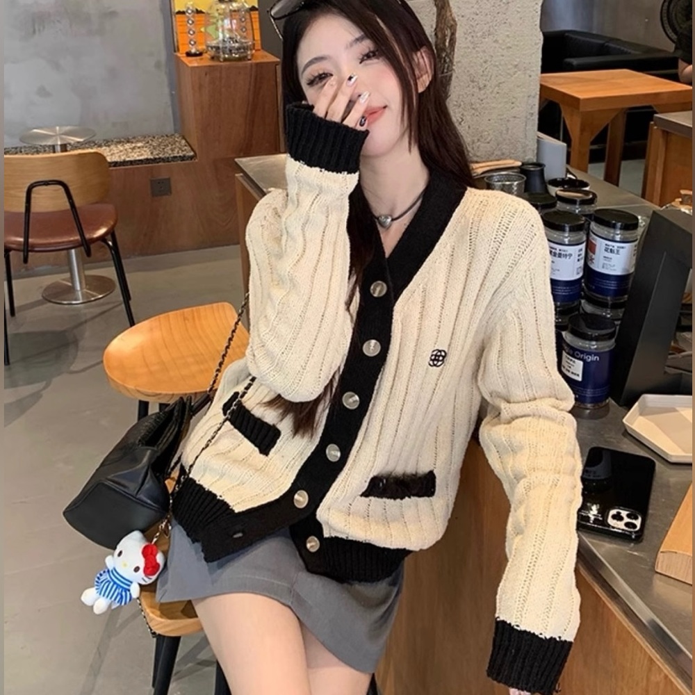 New Cardigan with tag